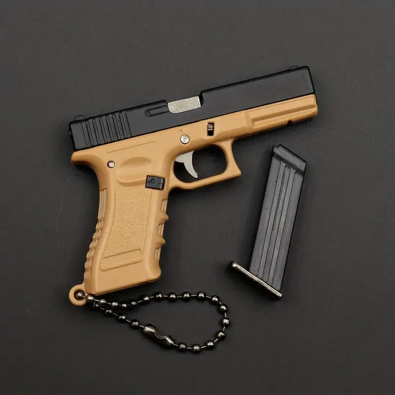 1:3 Mini Pubg Colt 1911 Beretta M92A1 Glock Desert Eagle Metal Nurfun Real Gun Model Pistol Alloy Keychain 4
