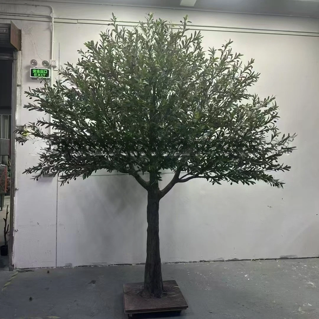 شجرة زيتون صناعية كبيرة بتصميم واقعي، مناسبة للداخ...