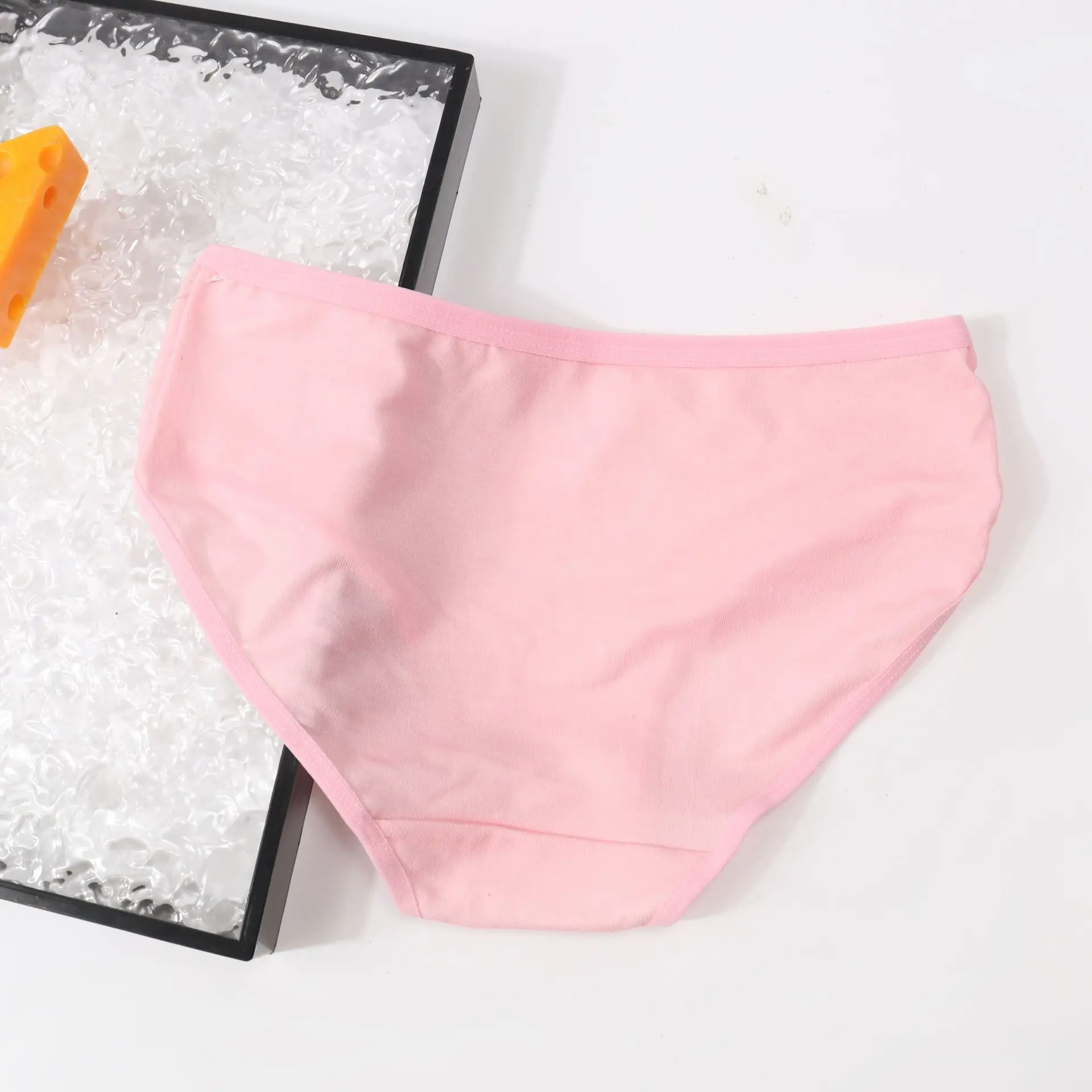 New 4PCS Children's Panties Alphabet Printed Breathable Triangle Panties Girls Student Panties Teenage Teenage Panties Trousers