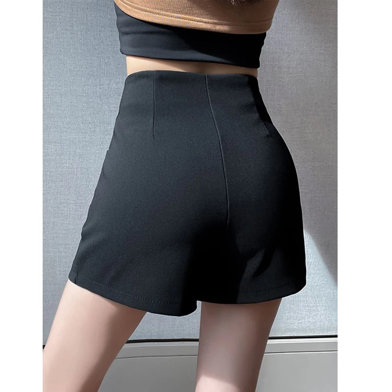 Autumn Winter New High Waist Button Black Shorts Solid All-match Youth A-line Wide Leg Hot Pants Fashion Trend Women Clothing