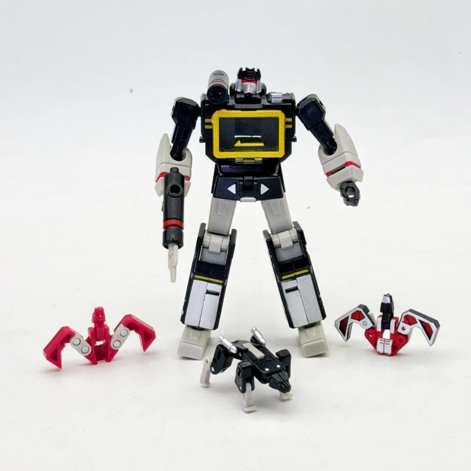 In Stock PT-04 Black Soundwave PT04B Transformation Tape G1