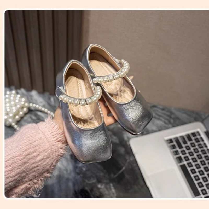 Leather Girls Ankle Strap Shoes with Beads for Autumn