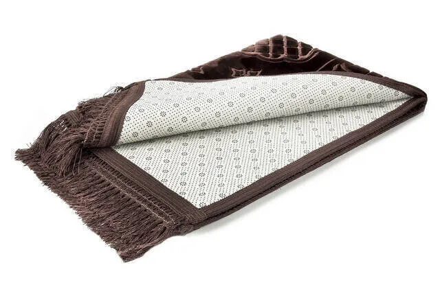 Iqrah Lüx soft prayer rag-brown color 80 cm x 120 cm plush fabric soft prayer shade