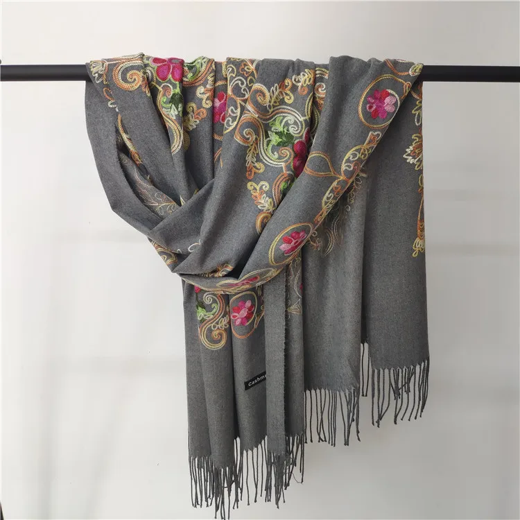 

Vintage Ethic Style Pashmina Warm Blanket Women Winter New Shawl and Wraps Cashmere Blend Bufanda Big Size Echarpes Scarves