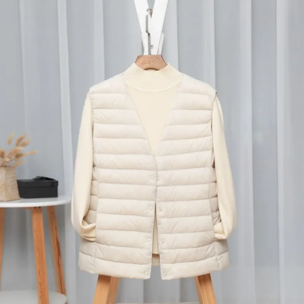 

2023 Women White Duck Down Jacket Vest Autumn Winter 90% Ultra Light Down Coat Vest Lightweight Thin Sleeveless Casual Waistcoat