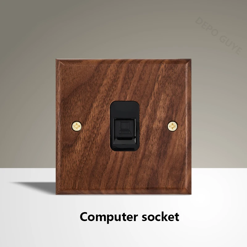 Computer socket