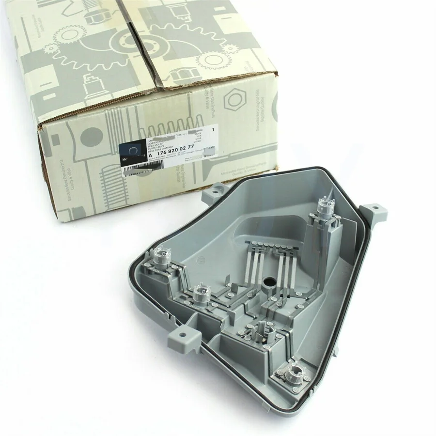 For Mercedes Benz W176 A160 A180 A200 A45 tail light holder tail light