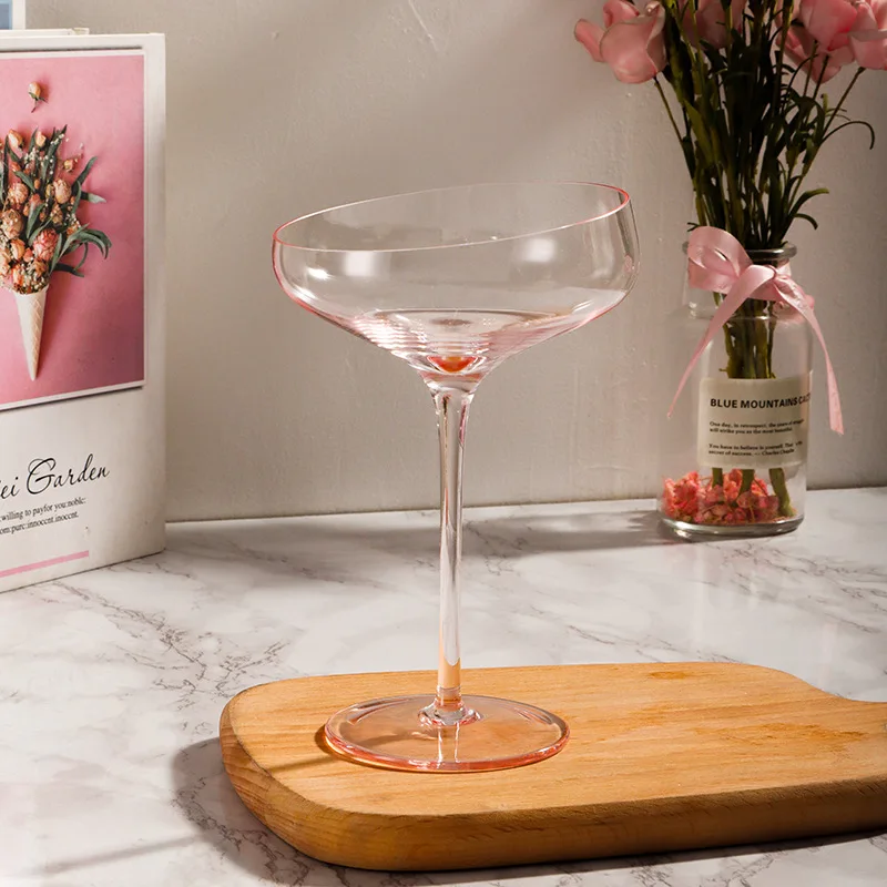 https://ae01.alicdn.com/kf/S6027ba7a57b440f5b8a17134d3b0ea35H/150-550ml-Pink-Bevel-Champagne-Wine-Glass-Set-Home-Crystal-Transparent-Goblet-Colored-Glasses-Nordic-Glass.jpg