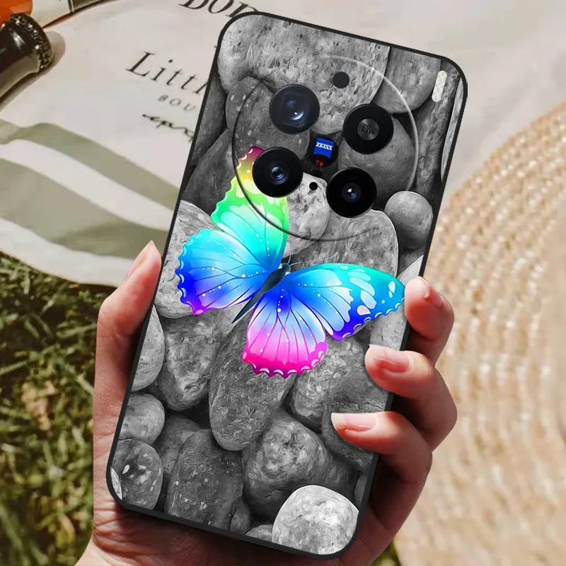 Luxury Painted Silicone Back Cover - Protective Shell