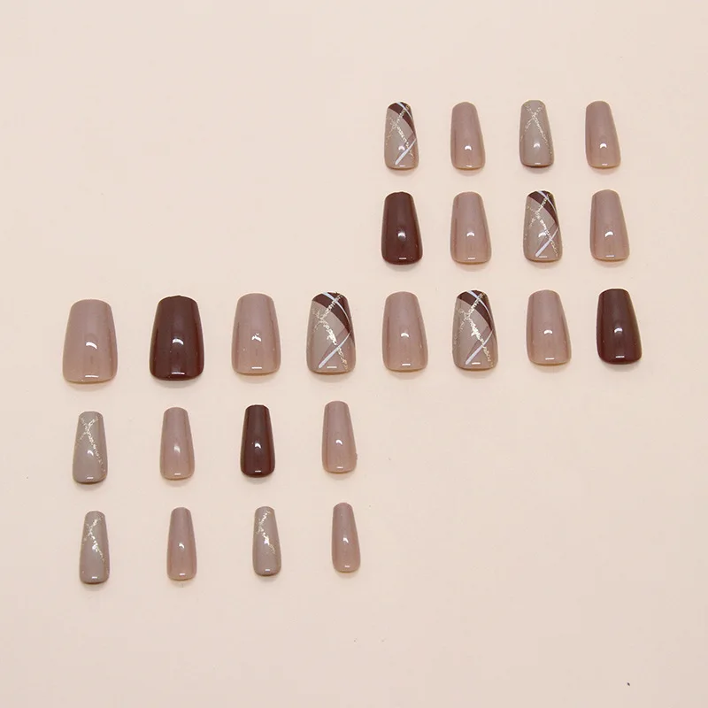 Ein komplettes Set mit 24 mittelgroßen Sarg-Kunstnägeln mit pfirsichfarbenem Farbverlaufsdesign, einschließlich 1 Geleekleber und 1 Nagelfeile, perfekt – Detail 5