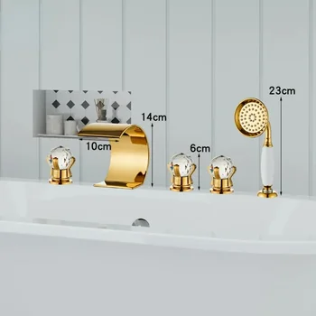 ก๊อกน้ําอ่างอาบน้ําคริสตัลสีทองดาดฟ้าติดตั้ง 5 รูแยก 5 ชิ้นชุดก๊อกน้ําพร้อมฝักบัวน้ําร้อนและเย็นน้ําตกผสมแตะ 1