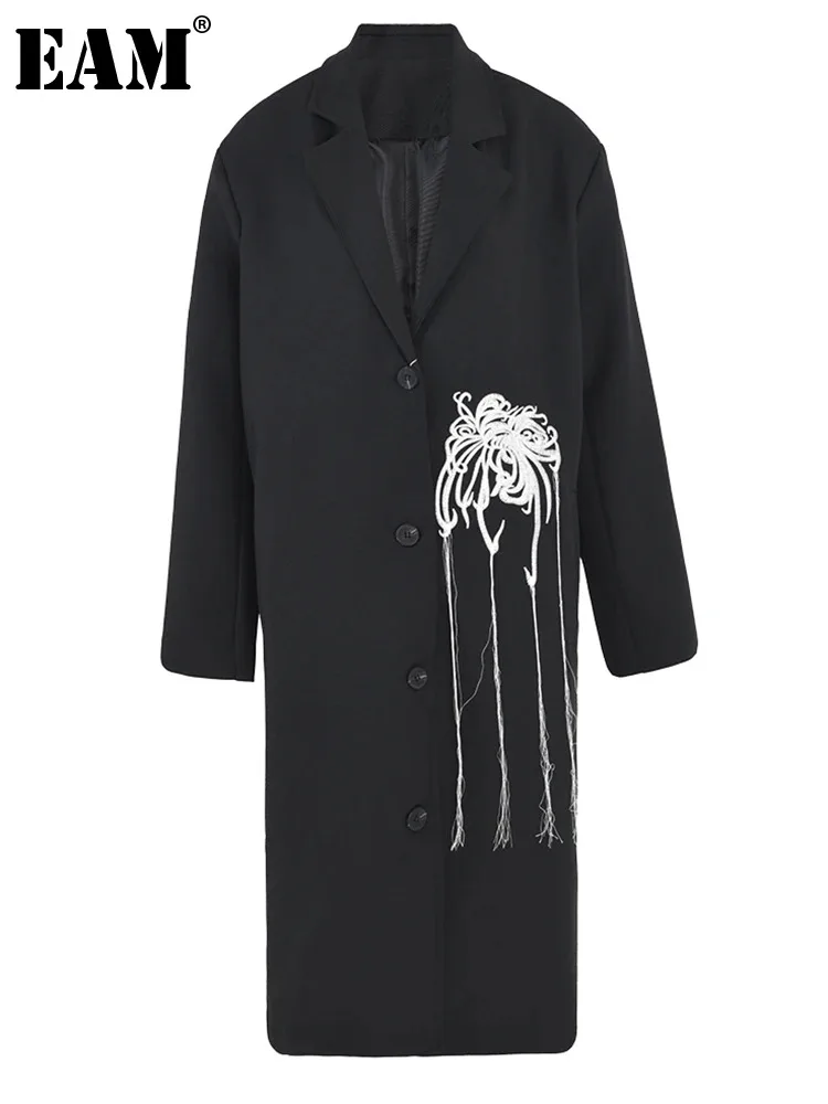 

[EAM] Women Black Embroidery Big Size Long Trench New Lapel Long Sleeve Windbreaker Fashion Tide Spring Autumn 2024 CPG1048