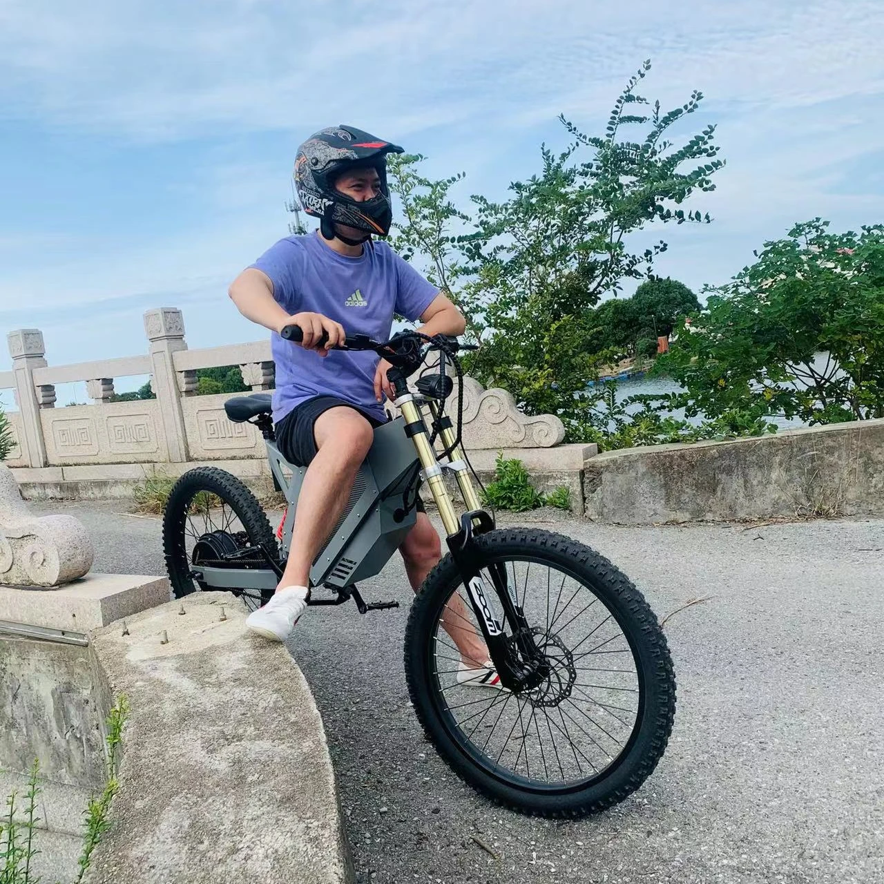 Popular SS60 Electric Mountain Bike 5000w Bomber Bicycle