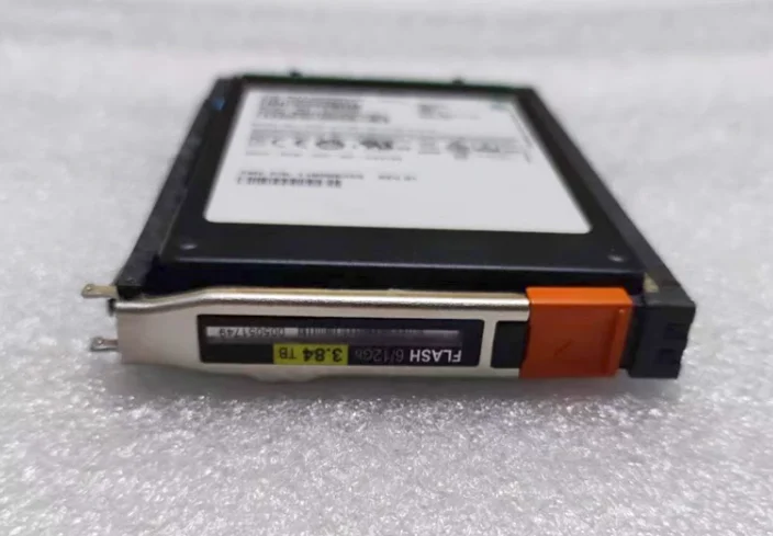 For EMC VMAX 005052385 005052110 005051749 3 84T SAS SSD Solid State Drive