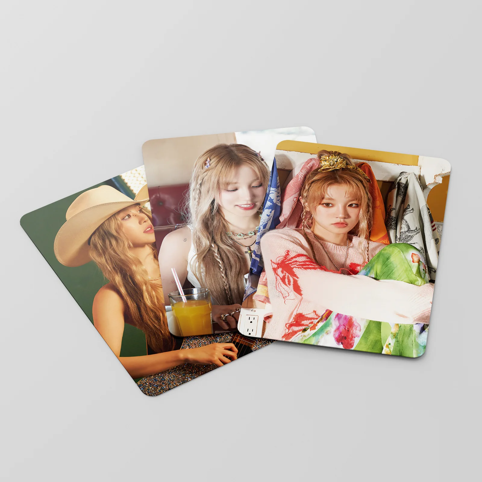 55pcs/set Kpop GIDLE Lomo Cards Song Yuqi Solo Photocards New Album G-idle Photocards Photo Print Cards