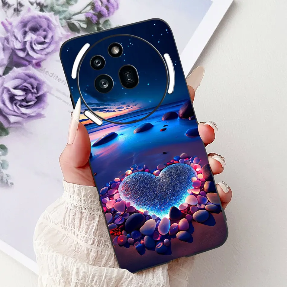 Elegant Butterfly Cat Printed Black Silicone Soft Phone Case