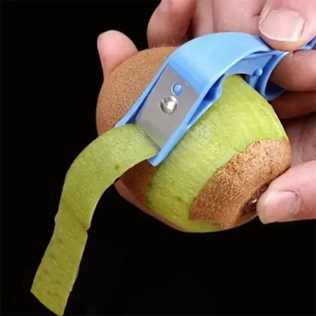 Multi-functional Kitchen Gadget Set for Safe and Easy Fruit and Vegetable Peeling 2