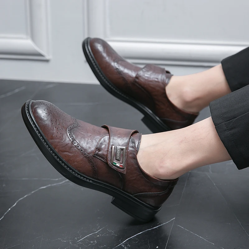 High Quality Men Daily Leather Shoes British Style Business Oxford Manager Man Brock Carving Shoes Buckle Fashion Dress