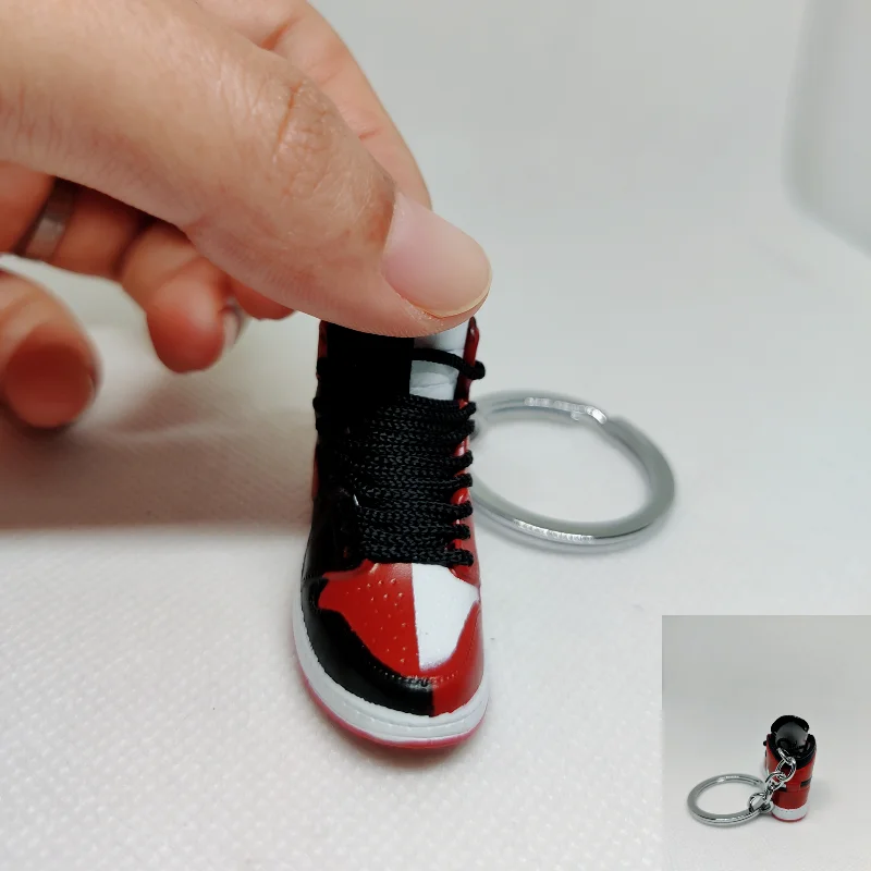 5CM Creative 3D Mini Winged Basketball Shoes Three-dimensional Model Keychain Sports Shoe Lovers Souvenir Keyring 2022 Year Gift best halloween costumes