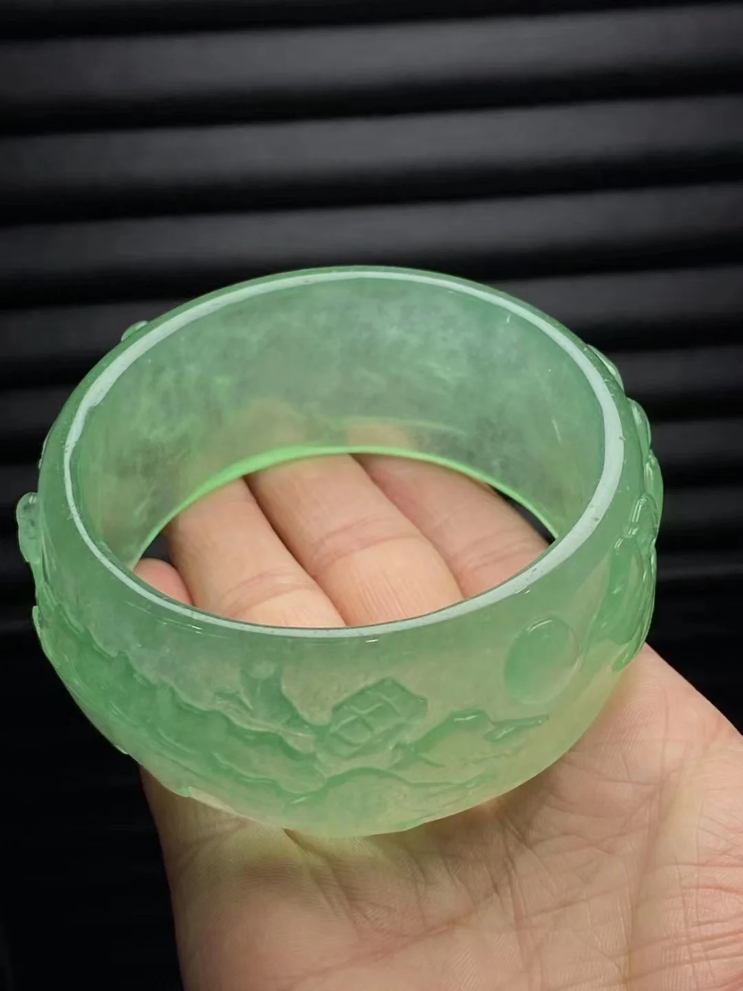 Green Jade Bangle - Round (BA234) – All About Jade