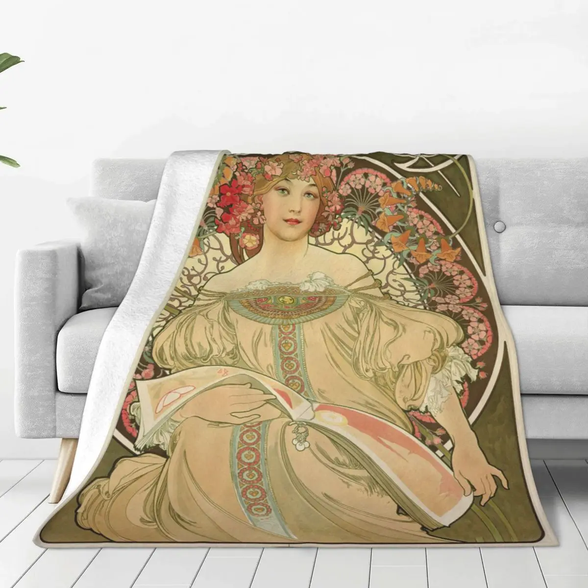 

Alphonse Mucha Art Velvet Throw Blankets Vintage Beautiful Women Blanket for Sofa Outdoor Lightweight Thin Bedroom Quilt