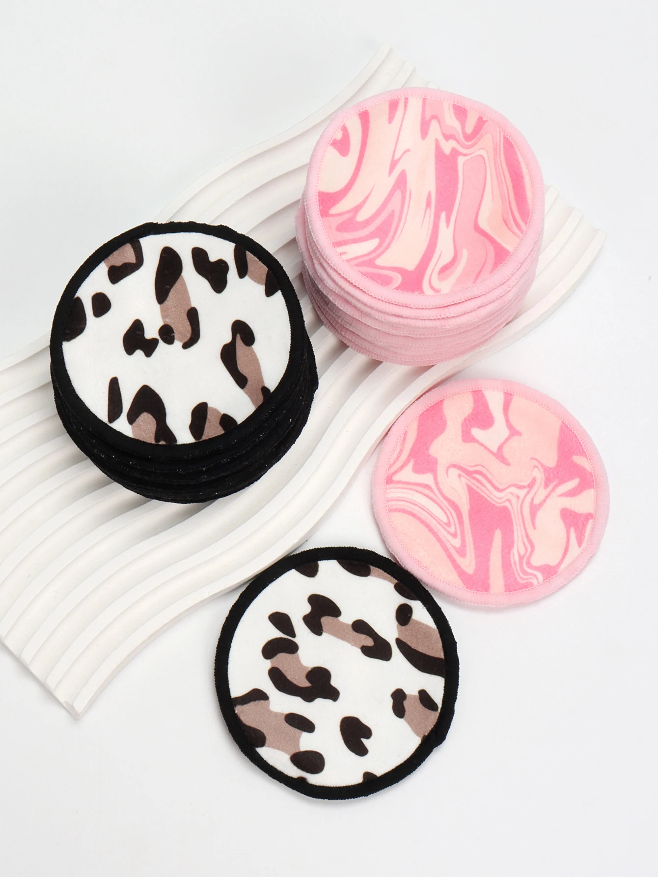 Printed Bamboo Fiber Makeup Remover Pads 6/12/24 Pieces Made of a Blend of Fiber Extracted from Natural Bamboo and Polyester, I 5