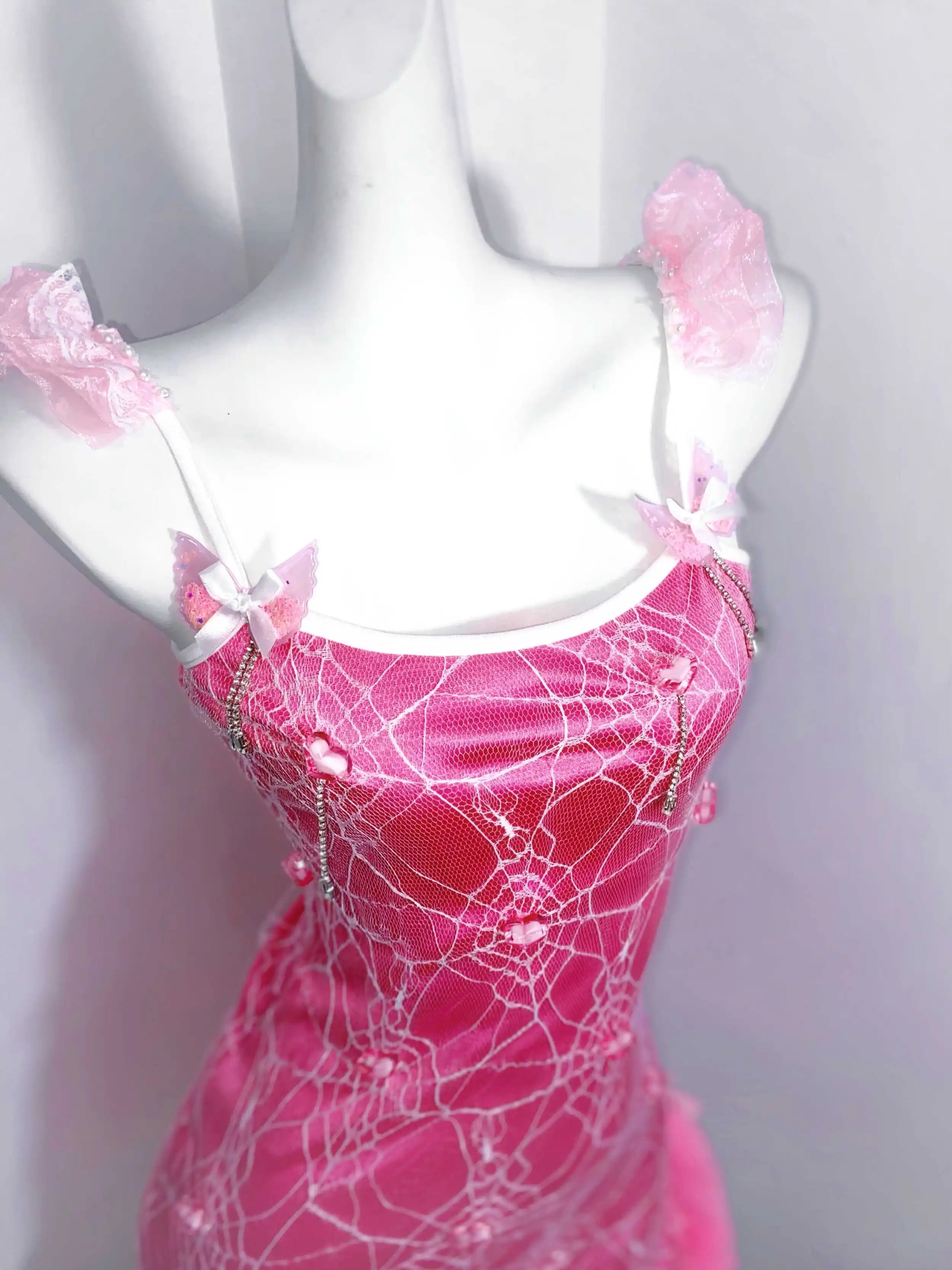 Blush Tuxedo Detail