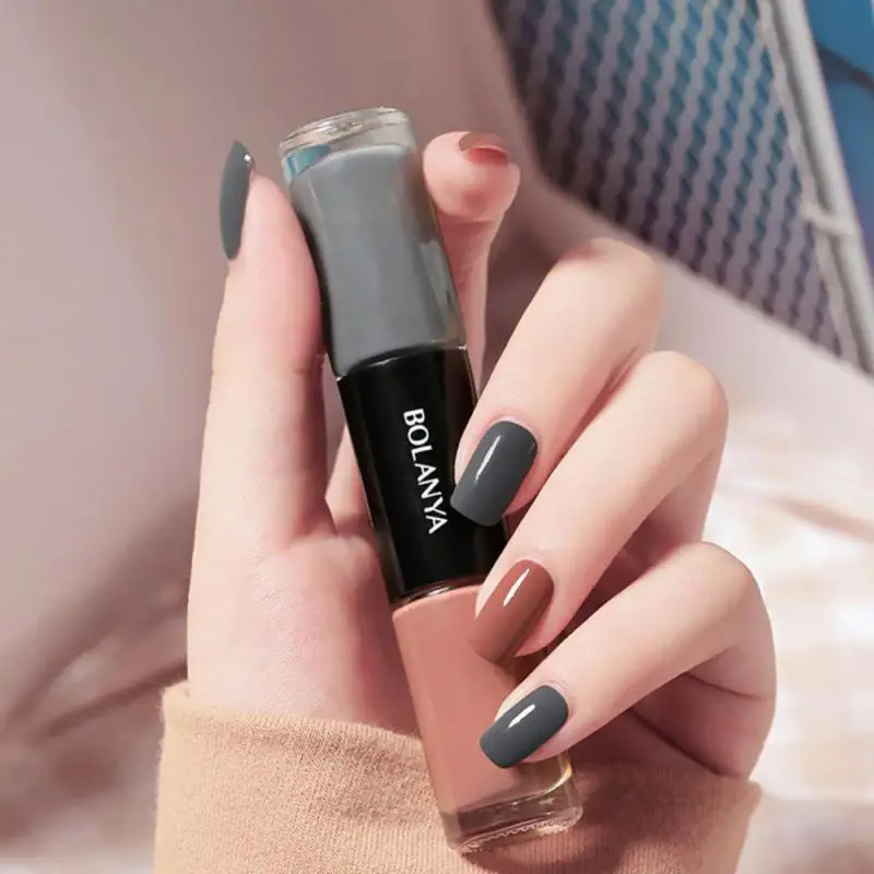 SUGAR Cosmetics - Give into your 🍫 addiction with Tip Tac Toe Nail Lacquer  CLASSIC Shade 049 Toast Of The Town. This dark glossy brown shade from the  #CocoaCollection oozes of warmth