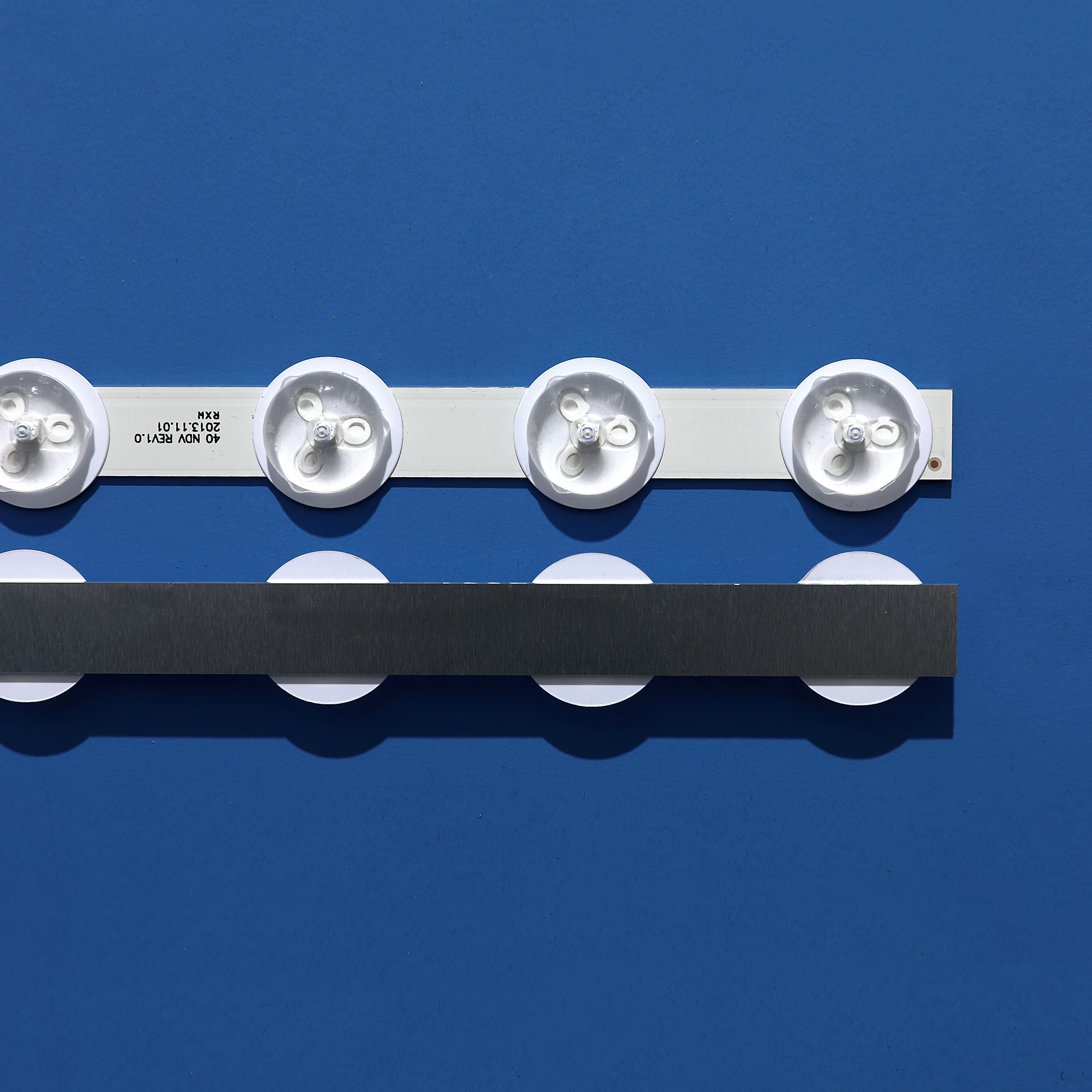 LED Ʈ Ʈ VES400UNDS-03/02/01 40PFL3008H / 12 40PFL3008K / 12 40PFL3018K / 12 LT-40TW51 40L3453DB 42hxt12u