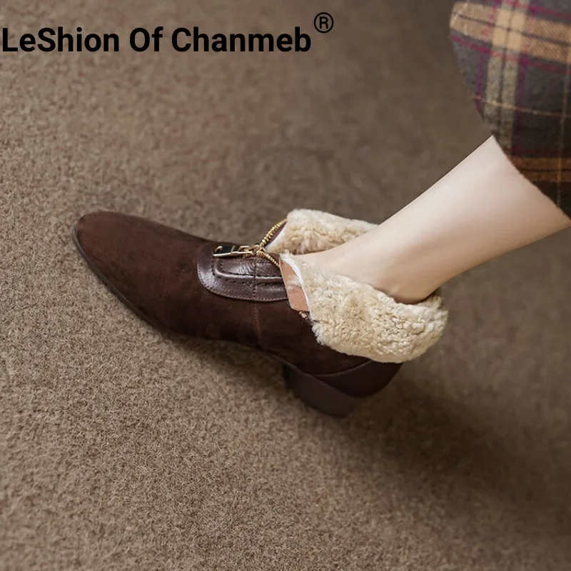 

LeShion Of Chanmeb Kid Suede Boots for Women Warm Sheep Wool Fur Fleece Inside Short Snow Boot Front Zipper Shoes Brown Black 41