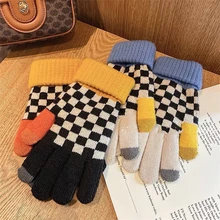 

Winter Chessboard Gloves Are Warm Cold and Windproof. Cycling Students Are Cute and Can Touch the Screen for Men Women Warmer