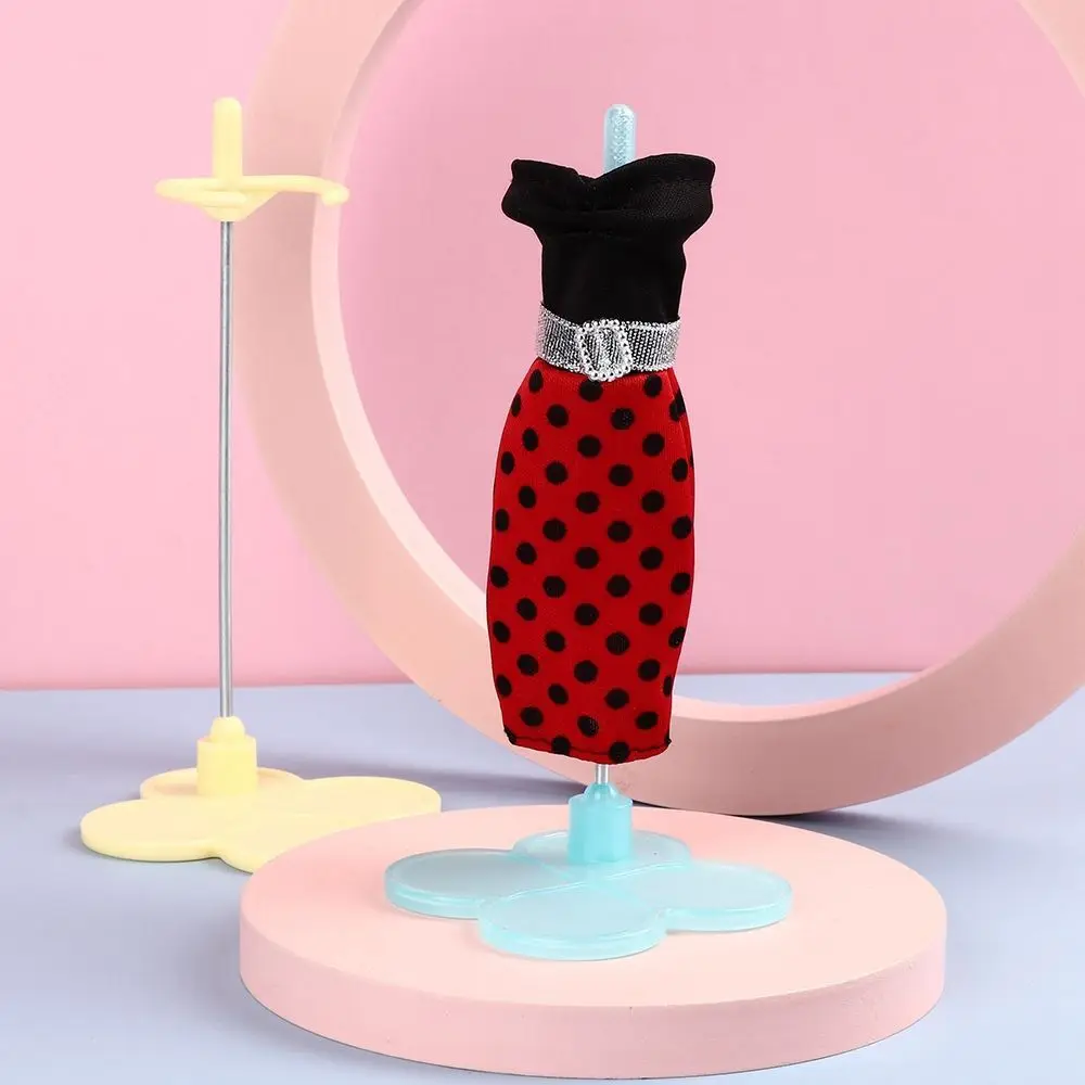 

Подставка для куклы, милый пластиковый держатель в форме цветка, подарок на день рождения, демонстрационная модель шарнирного тела