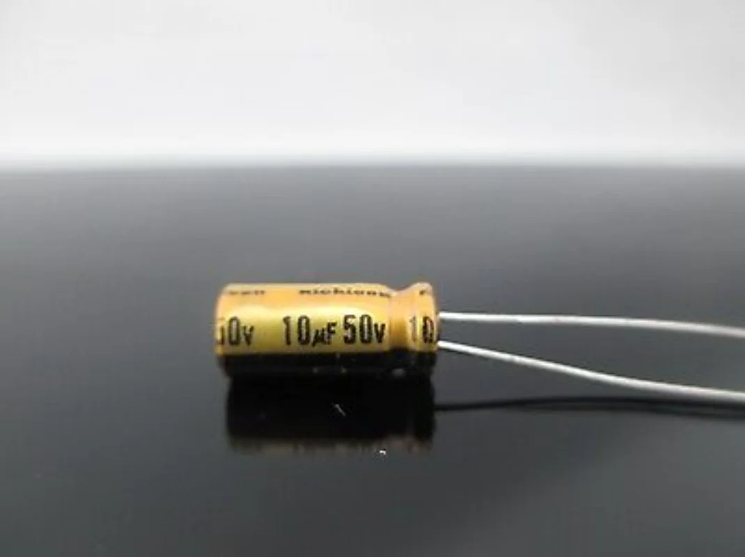 

JAPAN 10PCS Nichicon FW 10uf 50V 10mfd Audio Capacitor for audio cap hifi diy