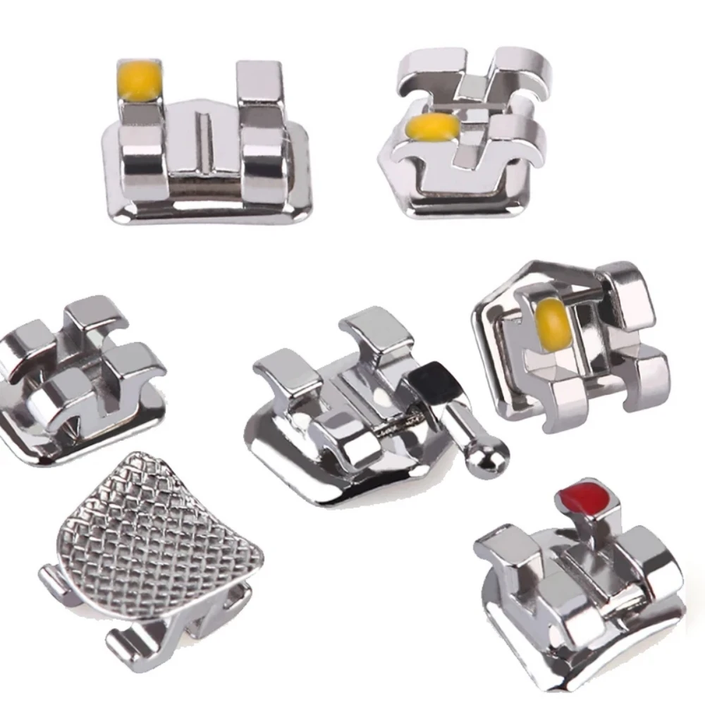 Рисунок 2 - Ортодонтические скобы для зубов