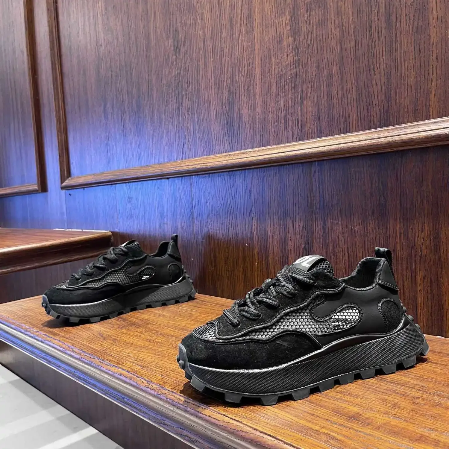 Fashionable Breathable Ice Silk Sports Shoes Summer New Release Soft Sole Shock Absorption Anti Slip Shoes Motorcycle