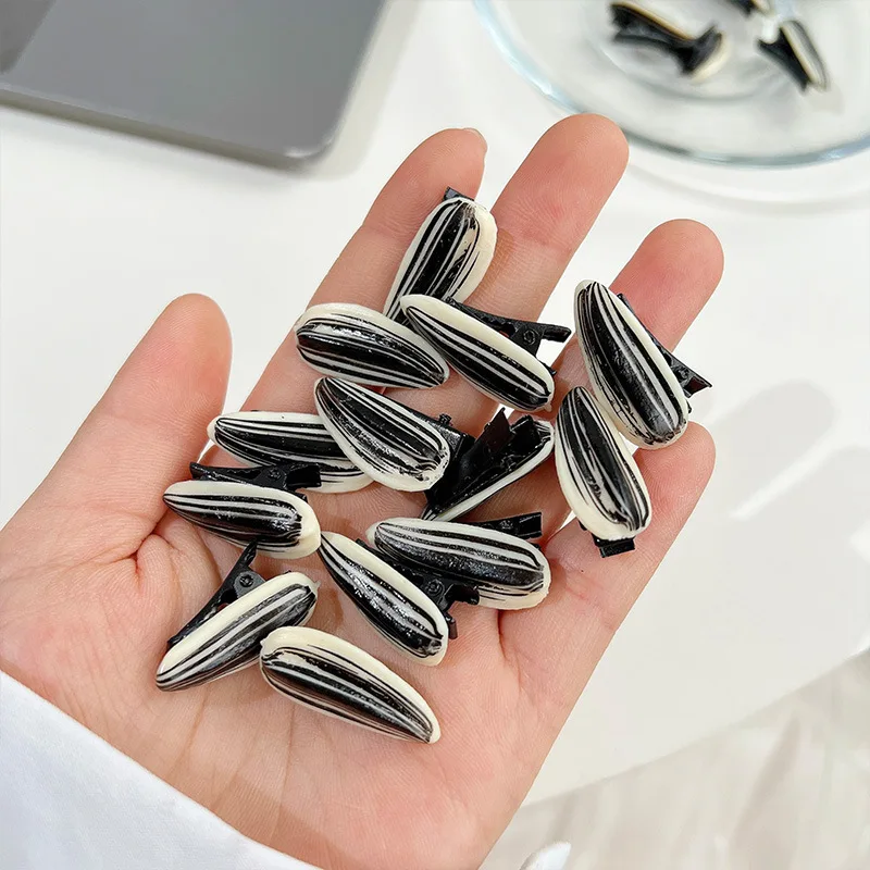 Creative Melon Seeds Hair Clips Barrettes Mini Simulation Food Hairpins Funny Food Hairgrips Fashion Hair Accessories Headdress