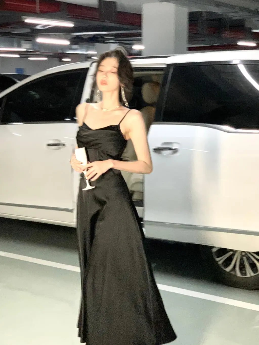 New Summer Satin Midi Dress Women Slim Spaghetti Strap Elegant Party Dresses Wedding Evening Birthday Backless Prom Robe Clothes