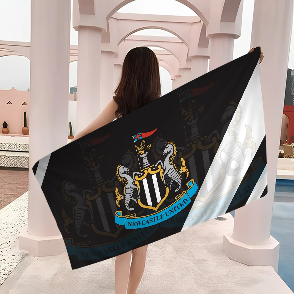 N-Newcastle U-UnitedS Football Club Microfiber Beach Towel Absorbent Quick dry Soft Yoga Swimming Resort Mountain Climbing Towel 3