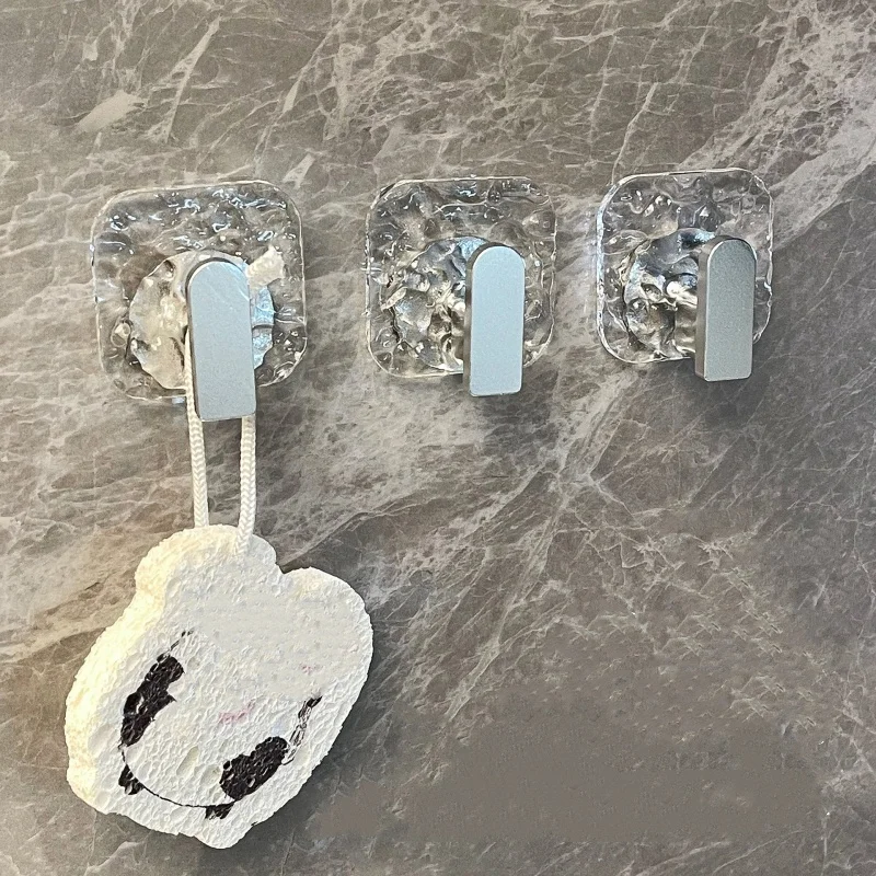 4PCS Strong Adhesive Hooks Wholesale Light Luxury Hooks for Foyer Bedrooms Multifunctional Traceless Transparent Hooks ﻿