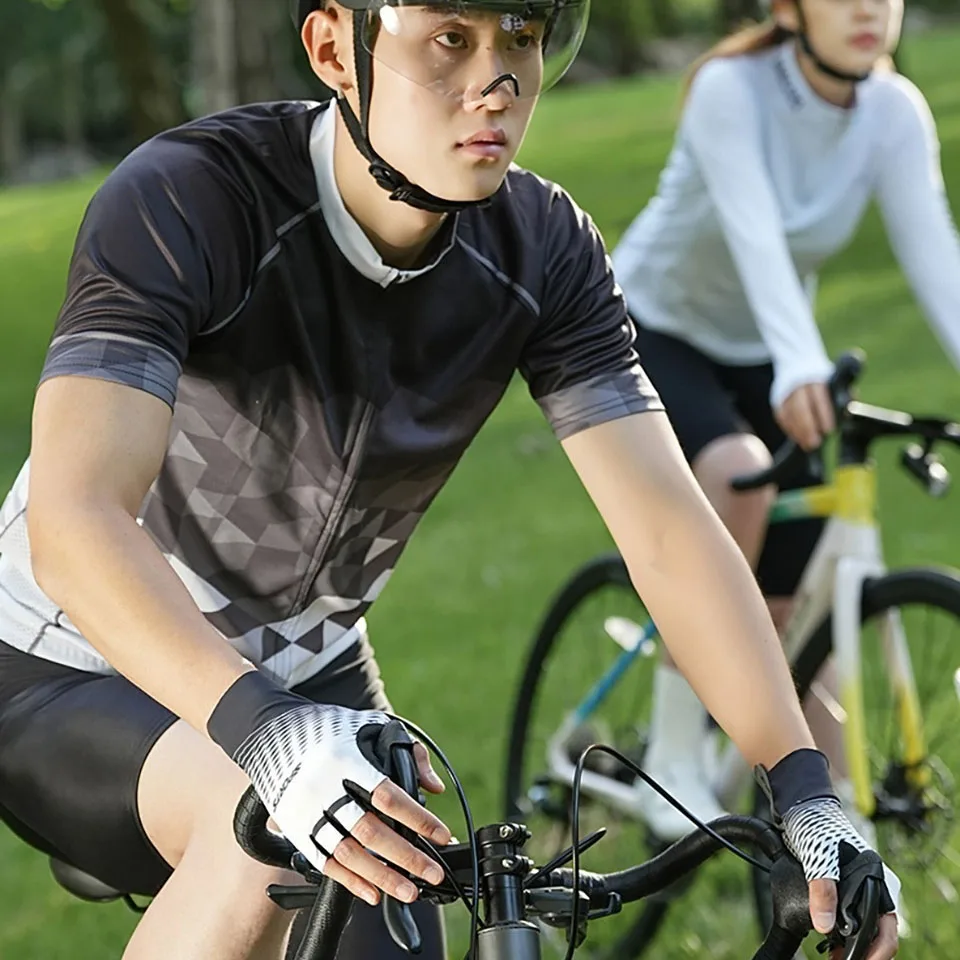 GTUBIKE Cycling Gloves Summer MTB Bike Gloves for Men Biking Gloves Silicone Padded Half Finger Road Bike Bicycle Gloves