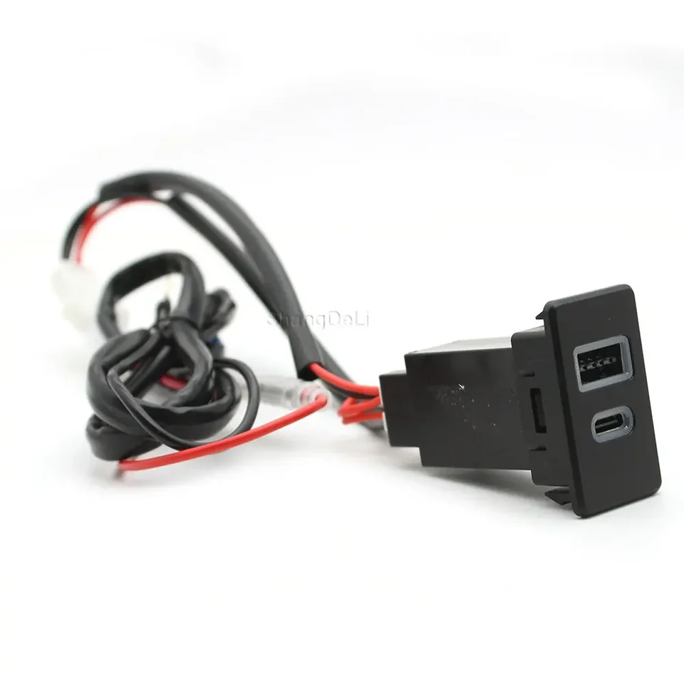 日産充電器 楽天市場】日産 車載 充電器 PD対応 Type-C USB充電器 1ポート