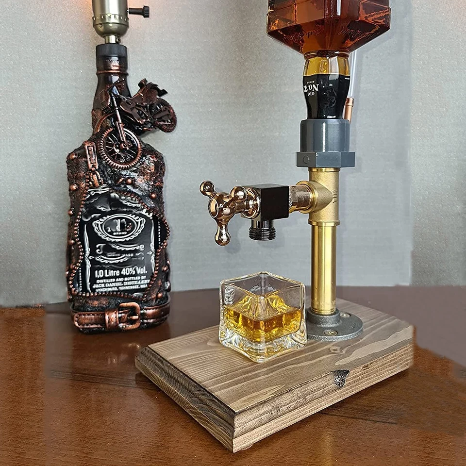 Whiskey Decanter, 1L Barrel Shaped Glass Drink Dispenser, Barrel Decanter with Tap, Alcohol Dispenser Ideal for Wine, Whisky, Beer, Rum, Gifts for Boyfriend, Husband, Dad