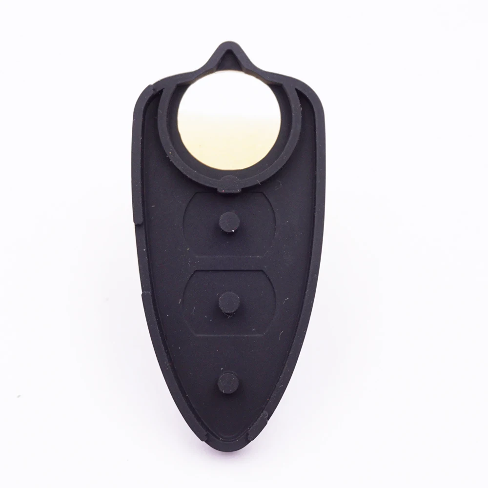 Car Key Shell Cocolockey Silicone Rubber Key Pad Fit for Alfa Romeo Mito Giulietta 159 GTA 3 Buttons Flip Remote In Black Red Car Styling
