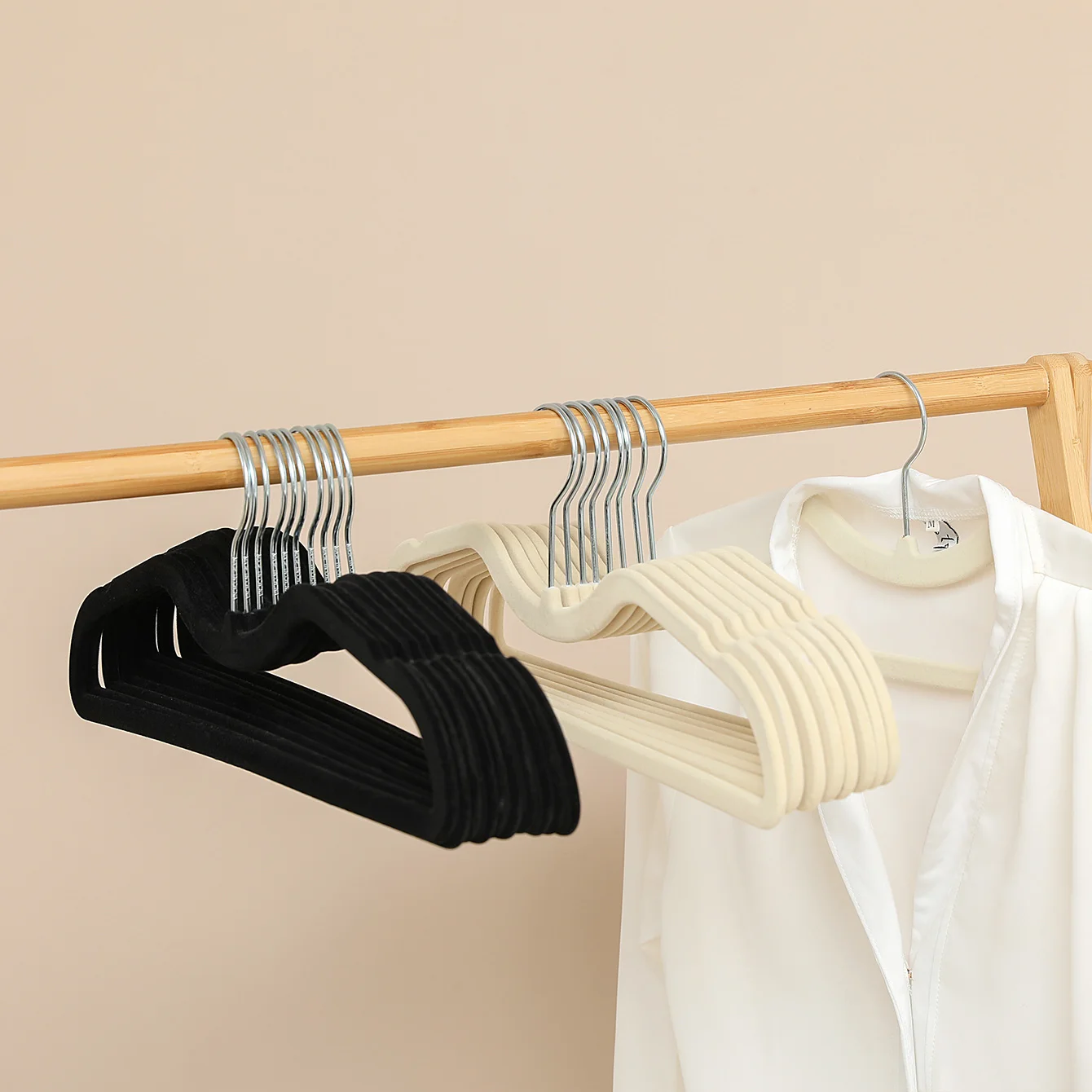 Clothes Hanger Cloth Flocking Plastic Space saving Anti slip Short Neck 10pcs