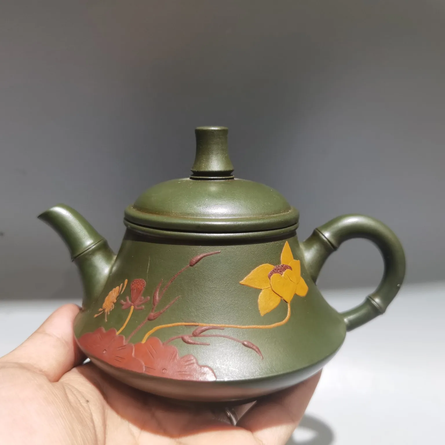 

6"Chinese Yixing Purple Clay Teapot Lotus pattern Pot kettle bamboo joint Teapot Flagon Ornaments Gather fortune