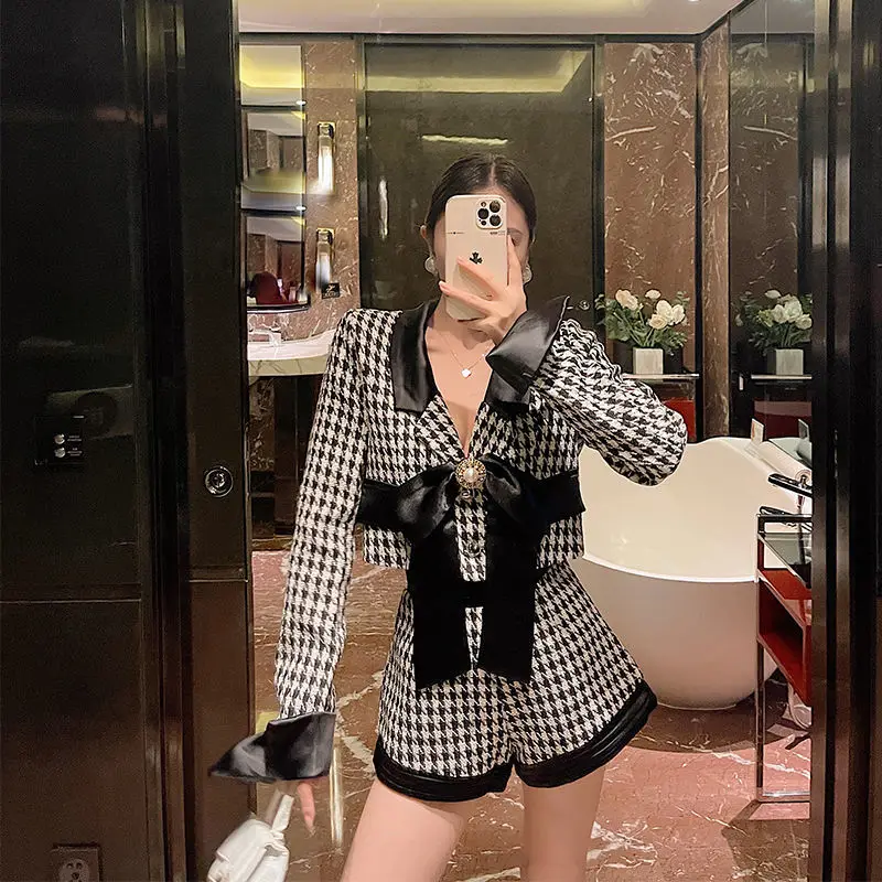 

Houndstooth Short Coat Wide-leg Shorts Are Thin and Fashionable Small Fragrance Suit Women Autumn and Winter