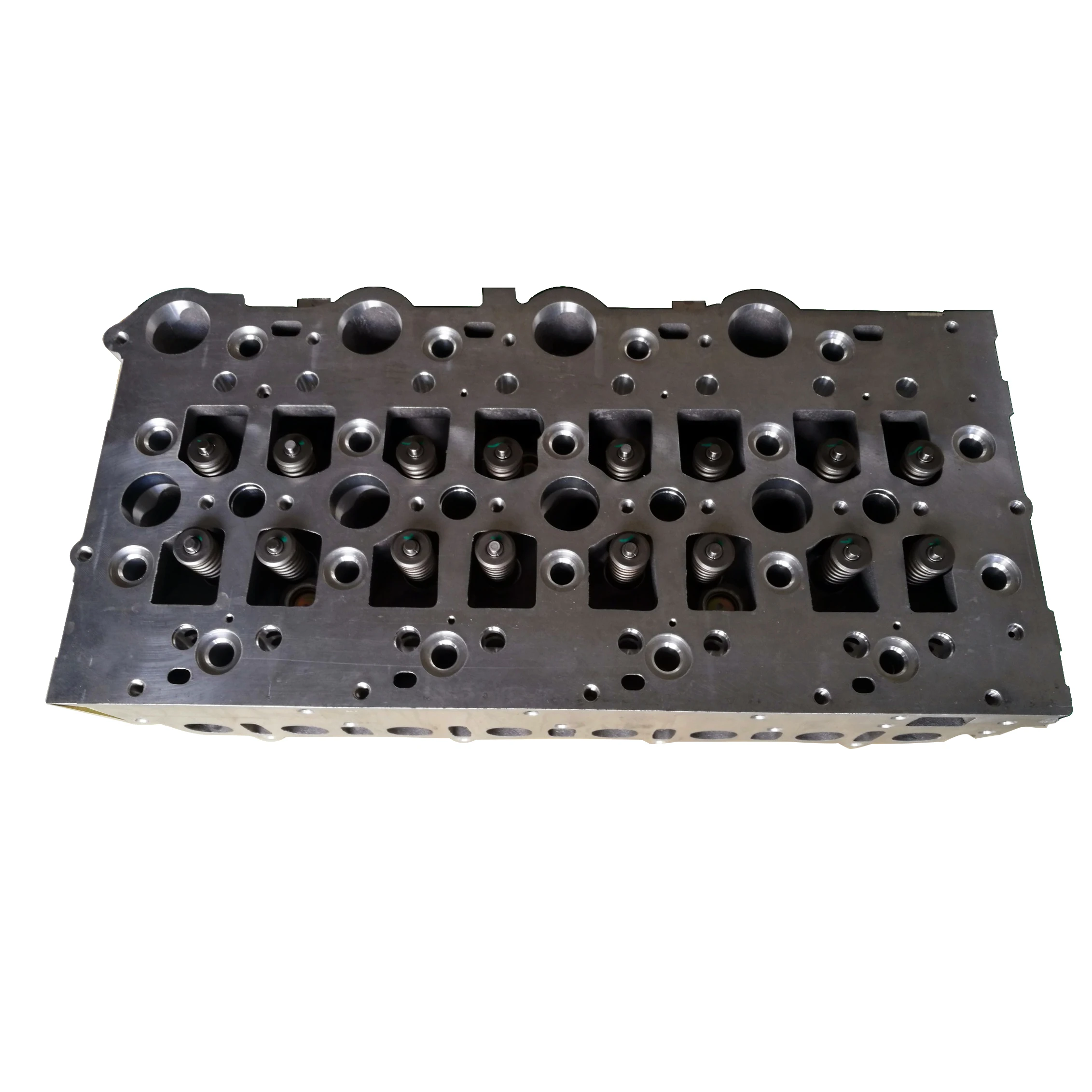 

Cylinder head for engine vm 2.8 4 cylinders r428 dohc 4 valve cylinder head