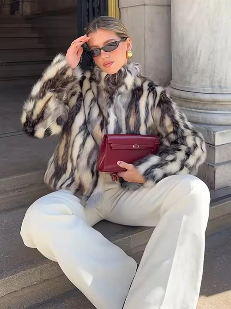 Chic Fashion Faux Fur Winter Jacket Woman Top Loose Plush Thick Coats 2025 New Warm Coats Jackets For Women Outerwears