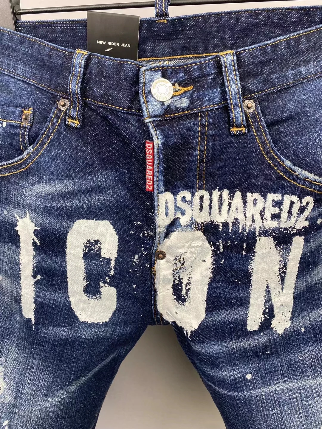 2021 New Style Dsquared2 Slim Hole Paint Denim Shorts 2025 regular jeans