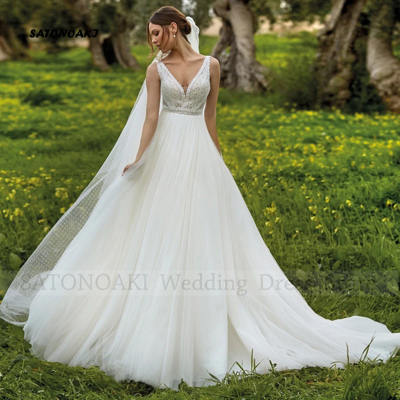 

Женское свадебное платье в стиле бохо, элегантное простое кружевное платье без рукавов с V-образным вырезом и аппликацией, трапециевидного силуэта, индивидуальный пошив